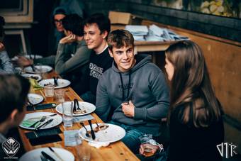 2de-jaars-barbecue_34_TweedejaarsBBQ - 72ppi - 028