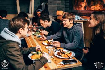 2de-jaars-barbecue_8_TweedejaarsBBQ - 72ppi - 002