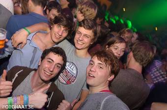 Openingsfuif 493
