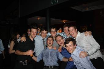 Afgestudeerdenfeest - diner en feest 44