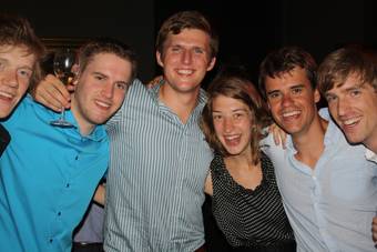 Afgestudeerdenfeest - diner en feest 113
