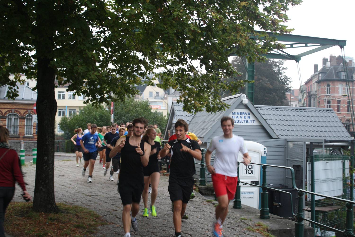 Lopen rond de watersportbaan 2