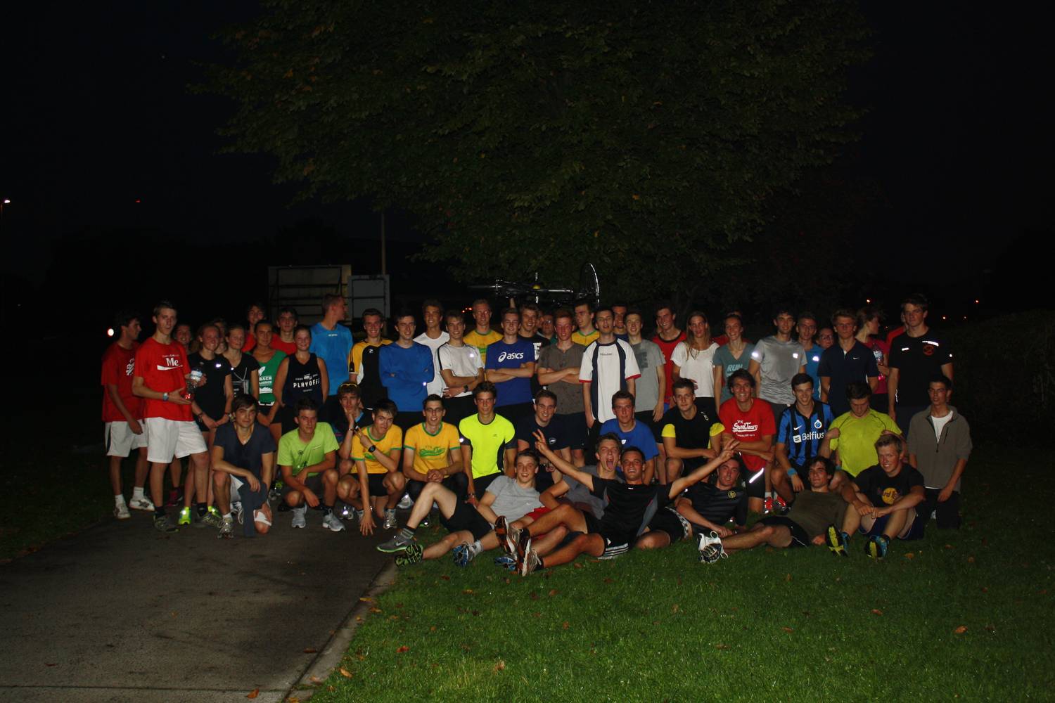 Lopen rond de watersportbaan 10
