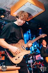 burgies-on-stage-04122023_44_Facebook - Burgies on stage - 132