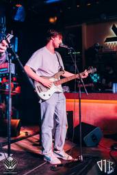 burgies-on-stage-04122023_98_Facebook - Burgies on stage - 071
