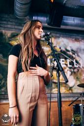 burgies-on-stage-28112022_10_BoS - 72ppi - 011