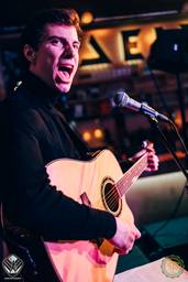 burgies-on-stage-28112022_75_BoS - 72ppi - 076