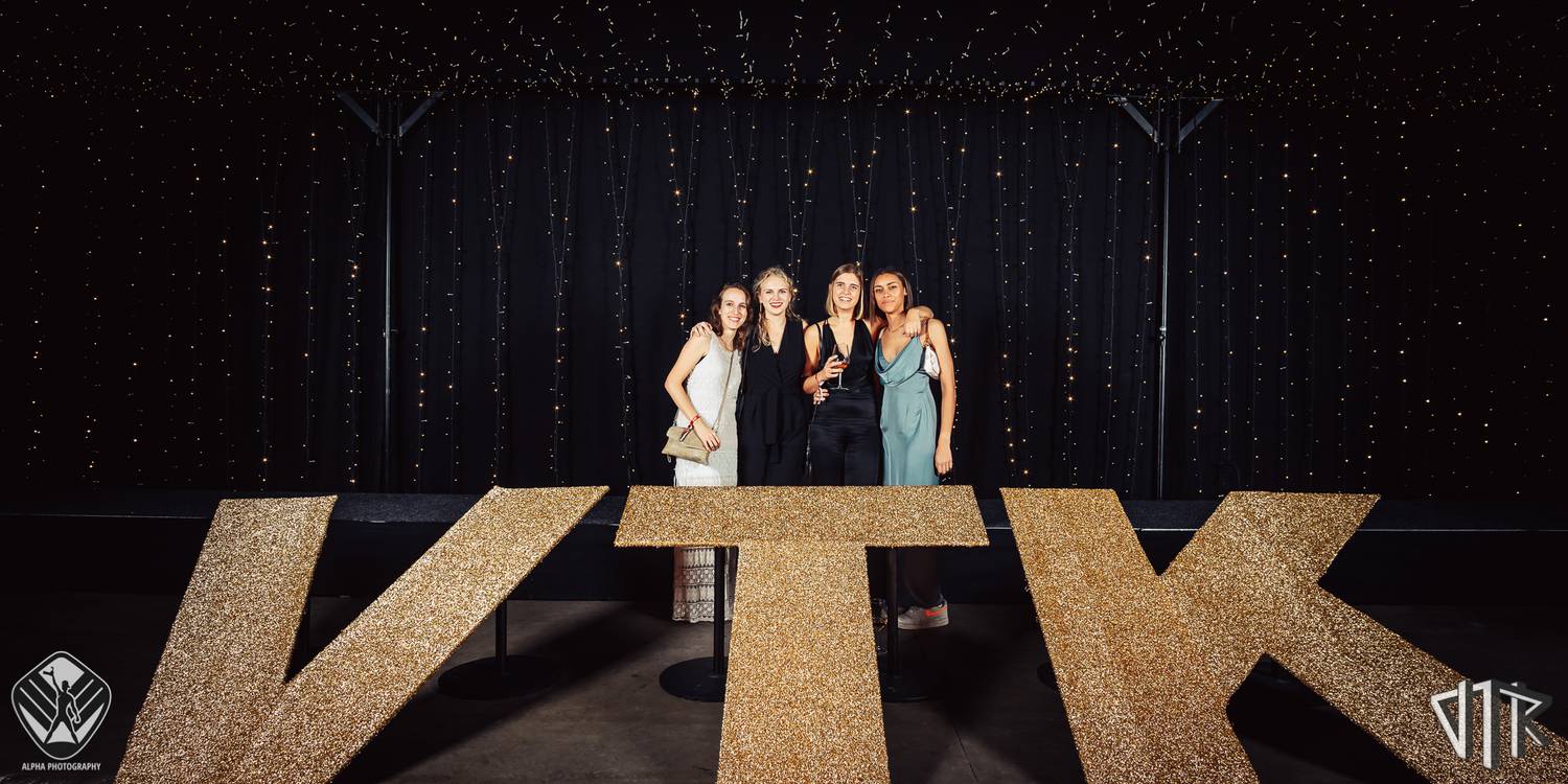 galabal-der-ingenieurs-photobooth_2_3_137_2021-11-05 - Galabal VTK (booth) - 72ppi - 365