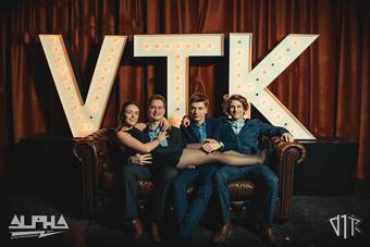 galabal-der-ingenieurs-photobooth_429_2017-03-11 Om 02u33(41s) - Galabal VTK (Booth) 437