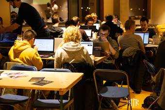 hack-the-system_17_IMG_3404