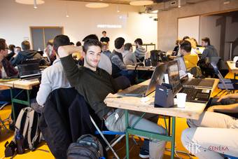 hack-the-system_3_IMG_3359