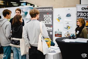internshipfair-11122024_145_IMG_8806