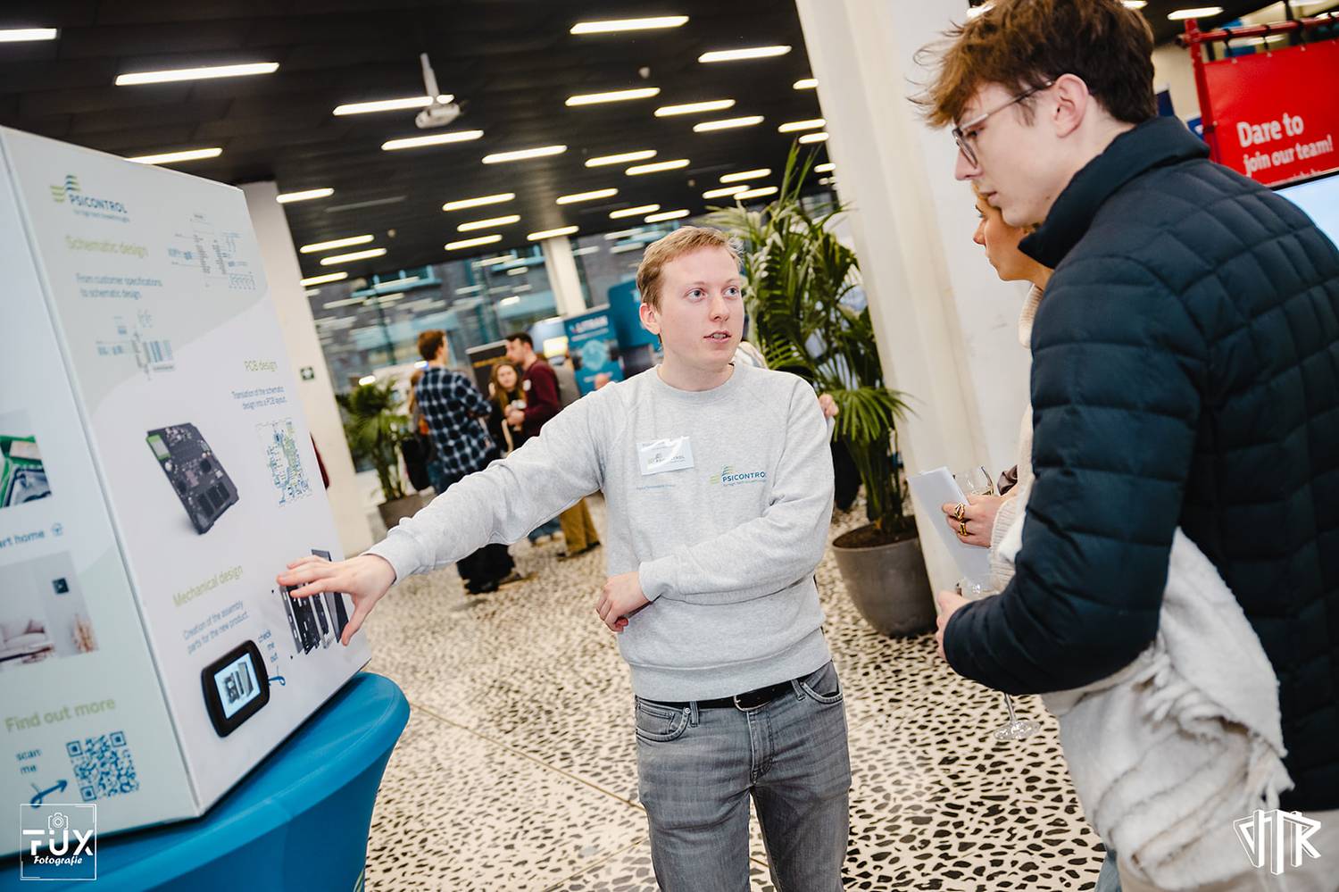 internshipfair-11122024_18_IMG_8302
