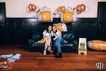oktoberfest-photobooth_114_2023-10-17-VTKOpeningsfuif - 72ppi - 122