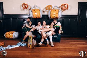 oktoberfest-photobooth_132_2023-10-17-VTKOpeningsfuif - 72ppi - 140