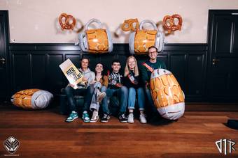 oktoberfest-photobooth_138_2023-10-17-VTKOpeningsfuif - 72ppi - 146