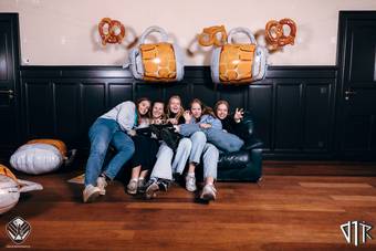oktoberfest-photobooth_145_2023-10-17-VTKOpeningsfuif - 72ppi - 153