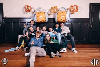 oktoberfest-photobooth_165_2023-10-17-VTKOpeningsfuif - 72ppi - 173