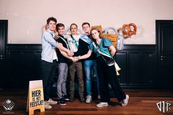 oktoberfest-photobooth_166_2023-10-17-VTKOpeningsfuif - 72ppi - 174