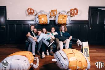 oktoberfest-photobooth_188_2023-10-17-VTKOpeningsfuif - 72ppi - 196