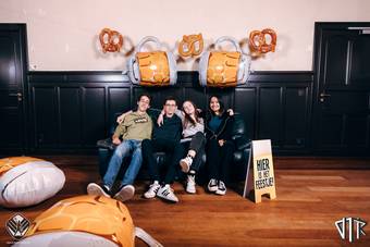 oktoberfest-photobooth_199_2023-10-17-VTKOpeningsfuif - 72ppi - 207