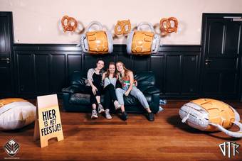 oktoberfest-photobooth_213_2023-10-17-VTKOpeningsfuif - 72ppi - 221