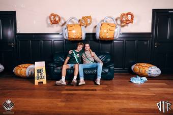 oktoberfest-photobooth_279_2023-10-17-VTKOpeningsfuif - 72ppi - 287