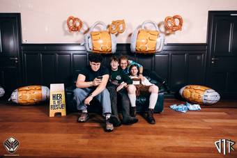 oktoberfest-photobooth_280_2023-10-17-VTKOpeningsfuif - 72ppi - 288