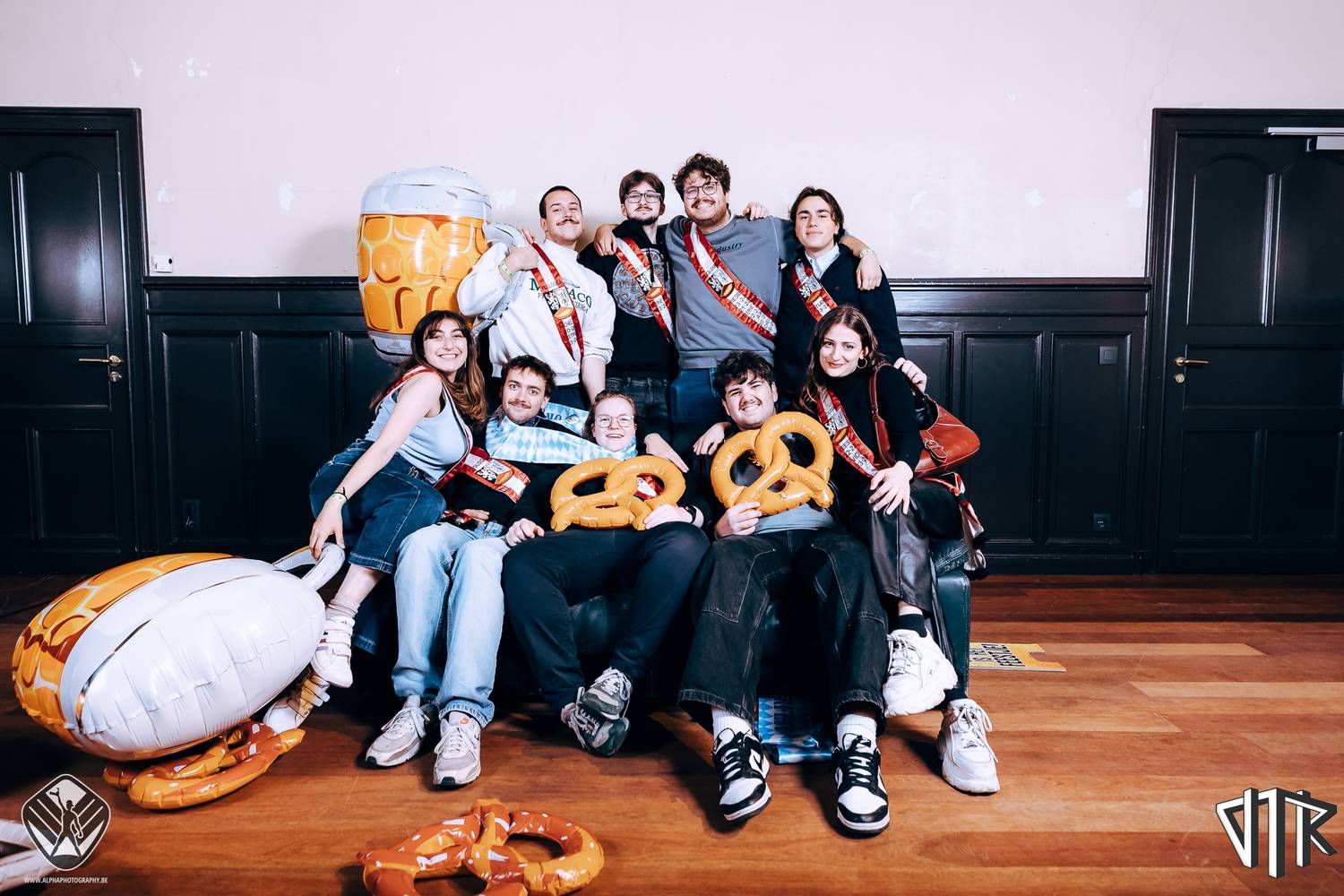 oktoberfest-photobooth_4_2023-10-17-VTKOpeningsfuif - 72ppi - 005