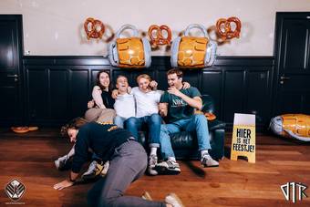 oktoberfest-photobooth_54_2023-10-17-VTKOpeningsfuif - 72ppi - 055