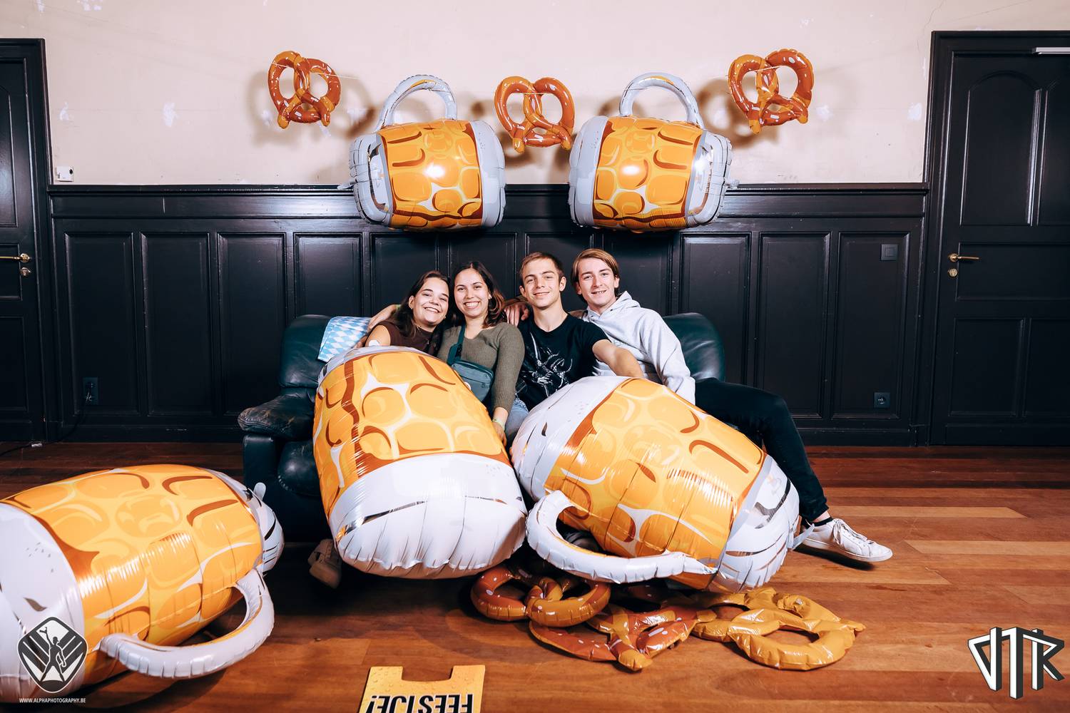 oktoberfest-photobooth_58_2023-10-17-VTKOpeningsfuif - 72ppi - 062