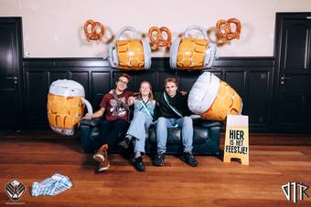 oktoberfest-photobooth_77_2023-10-17-VTKOpeningsfuif - 72ppi - 081