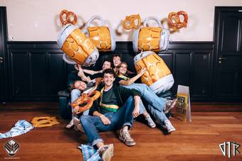 oktoberfest-photobooth_91_2023-10-17-VTKOpeningsfuif - 72ppi - 095