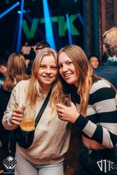 oktoberfest_106_Facebook - VTK openingsfuif zaal - 092