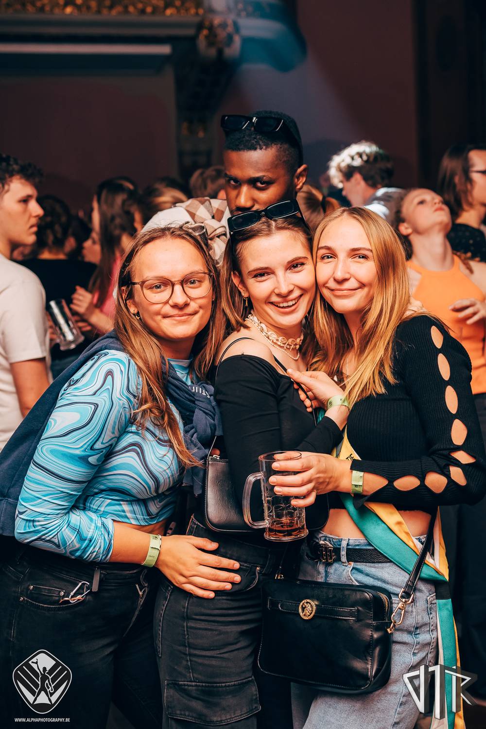 oktoberfest_109_Facebook - VTK openingsfuif zaal - 095