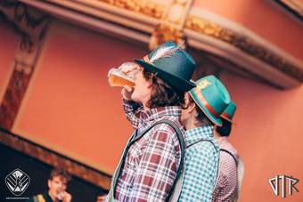 oktoberfest_157_Facebook - VTK openingsfuif zaal - 023