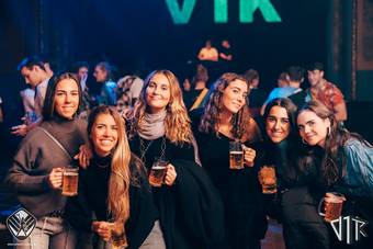 oktoberfest_162_Facebook - VTK openingsfuif zaal - 028