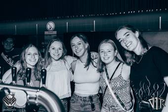 oktoberfest_188_Facebook - VTK openingsfuif zaal - 010