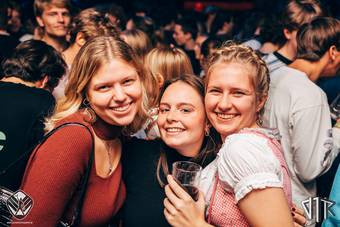 oktoberfest_35_Facebook - VTK openingsfuif zaal - 171