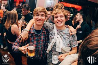 oktoberfest_49_Facebook - VTK openingsfuif zaal - 147
