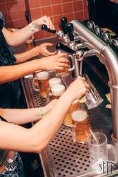 oktoberfest_87_Facebook - VTK openingsfuif zaal - 114