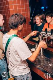 oktoberfest_91_Facebook - VTK openingsfuif zaal - 118