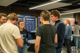 sector-day-it-electronics-05112024_6__VTK1072