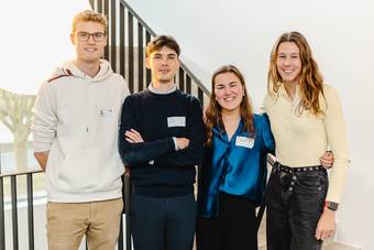 ugent-business-game-groepsfotos_13_IMG_4111