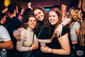 vtk-openingsfuif-31102021_344_Openingsfuif  VTK - 72ppi - 344
