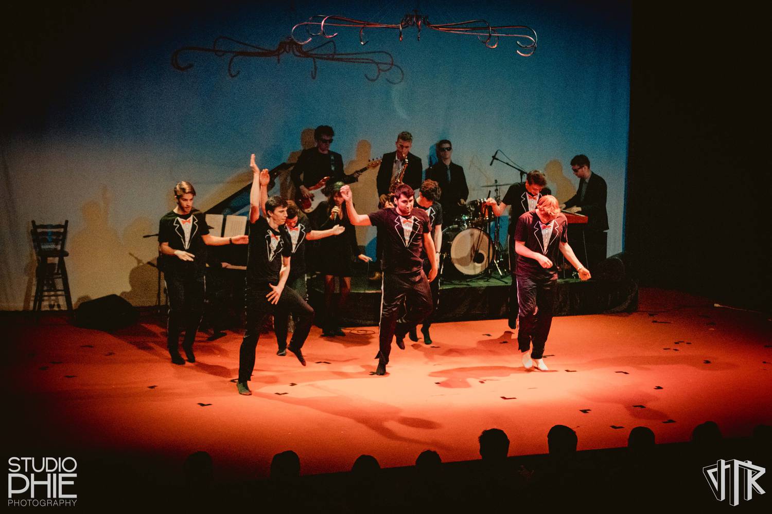 vtk-show-the-great-gatsby_46_vtk-show-140